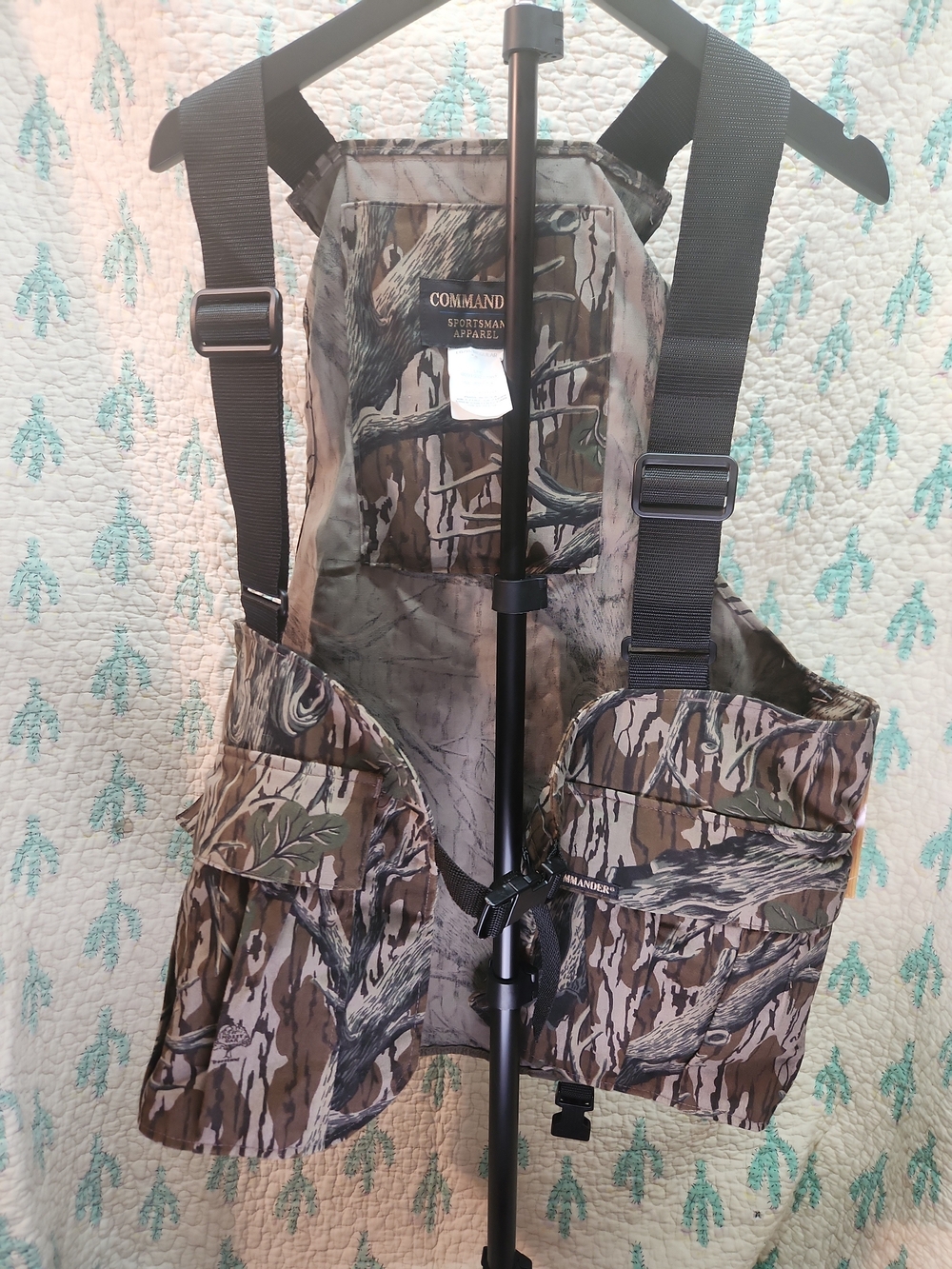 vtg. COMMAND Sportsman mossy oak Apparel Camouflage Hunting Vest